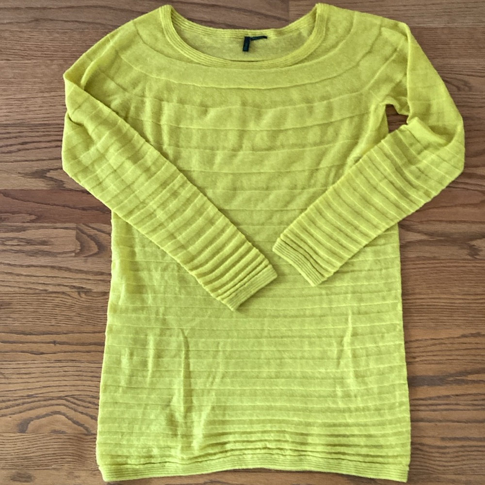 NWOT Stile Benetton Semi- Sheer Knit Tunic